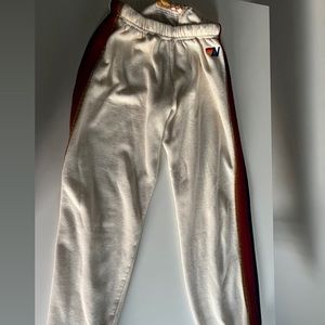 𝘢𝘷𝘪𝘢𝘵𝘰𝘳 𝘯𝘢𝘵𝘪𝘰𝘯 𝘴𝘸𝘦𝘢𝘵 𝘱𝘢𝘯𝘵𝘴